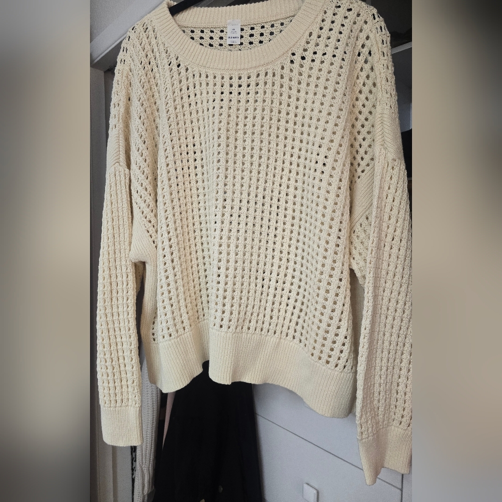 Cream Knit Sweater - Picture 1 of 3